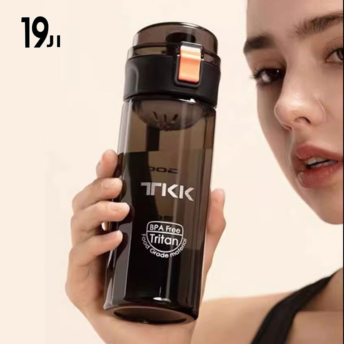 水杯女便携户外学生塑料杯子创意个性潮流随行运动健身带刻度水瓶