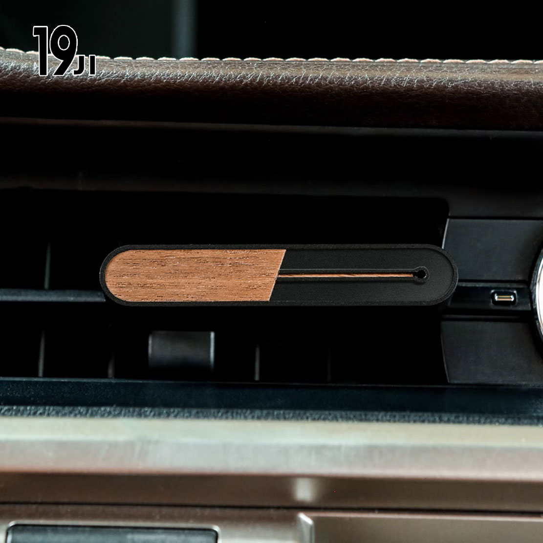 原创车载香水汽车空调出风口香薰摆件车内饰品除异味高档香氛礼品